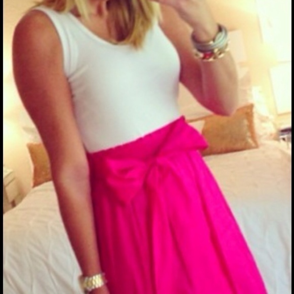 Dress with a bow
